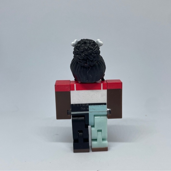 Roblox Figures Celebrity Series 9 - Adanna ! NO CODE INCLUDED - Picture 3 of 7